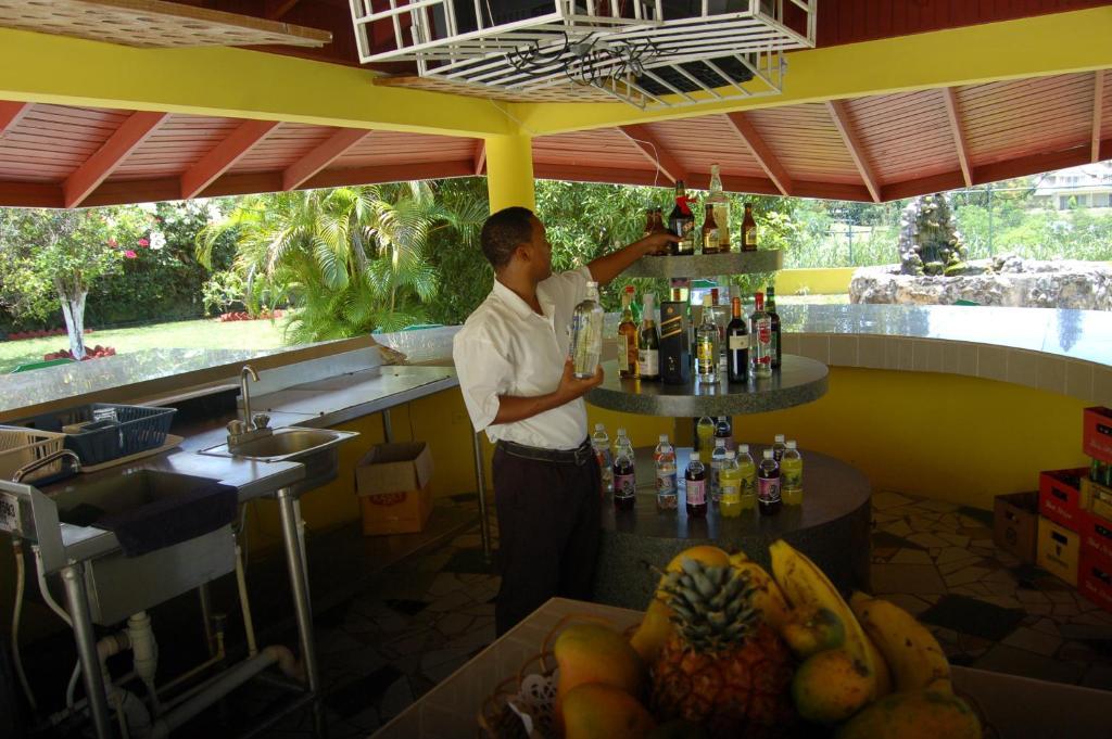 Villa Sonate Runaway Bay Ngoại thất bức ảnh