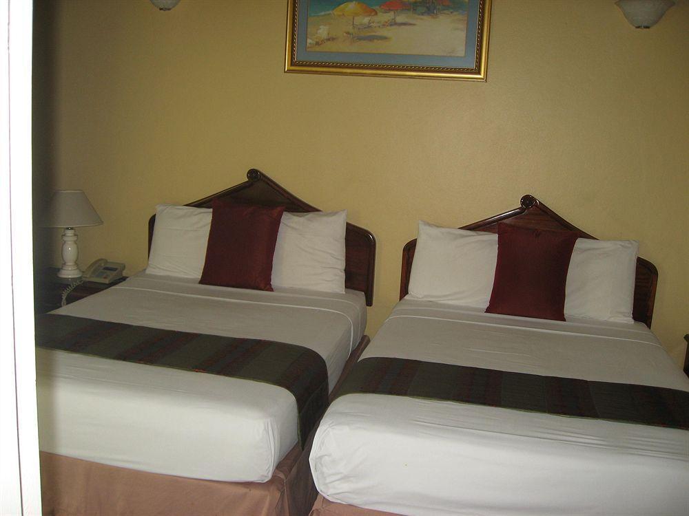 Villa Sonate Runaway Bay Ngoại thất bức ảnh