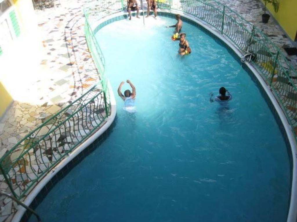 Villa Sonate Runaway Bay Ngoại thất bức ảnh