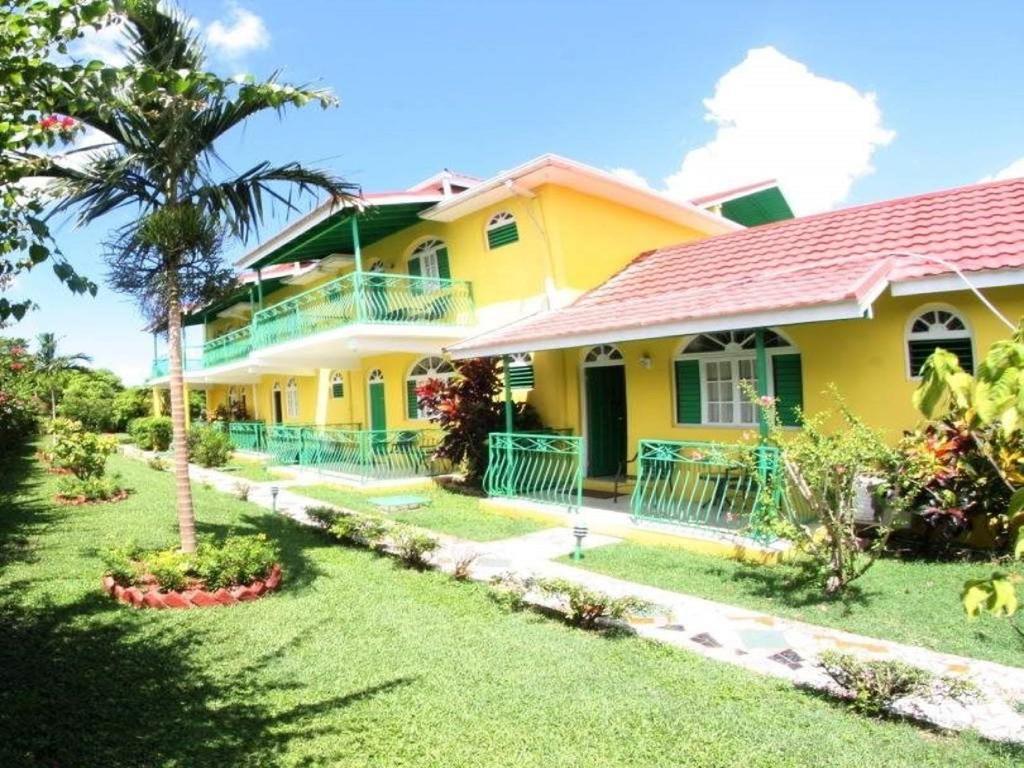 Villa Sonate Runaway Bay Ngoại thất bức ảnh
