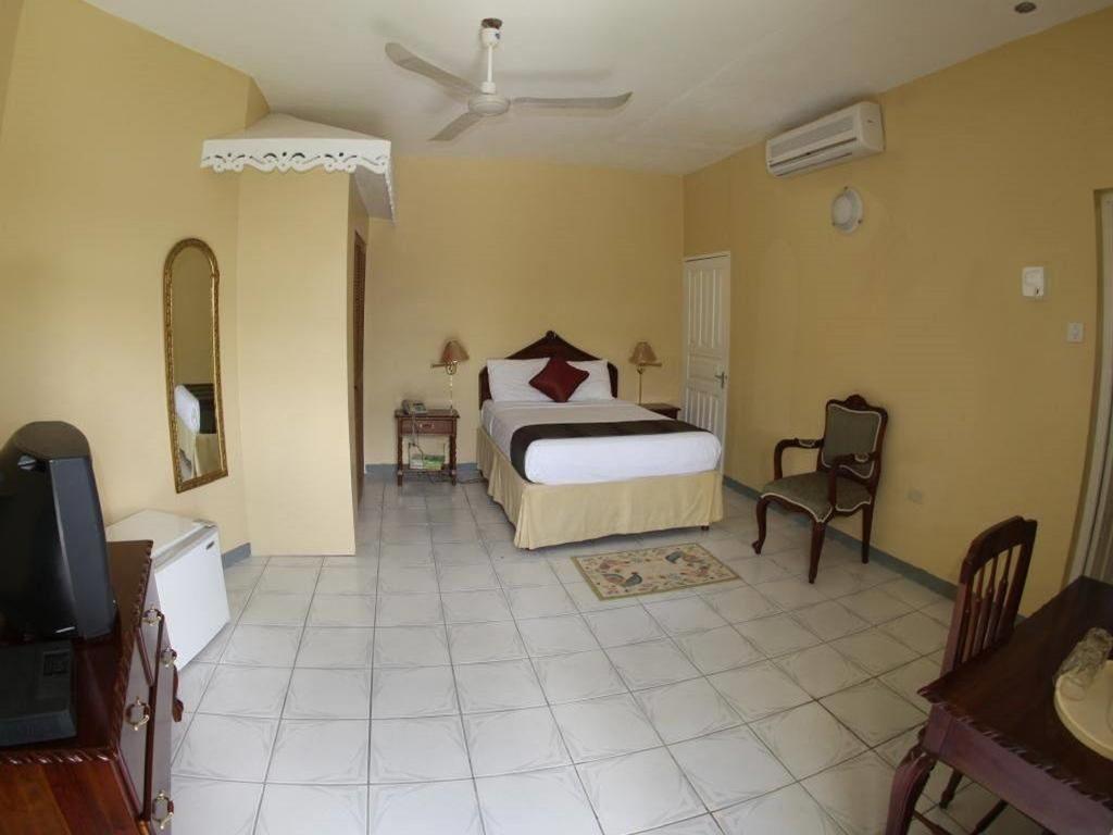Villa Sonate Runaway Bay Ngoại thất bức ảnh